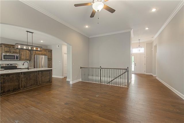 9326 N Ditzler Avenue, Kansas City, MO 64157