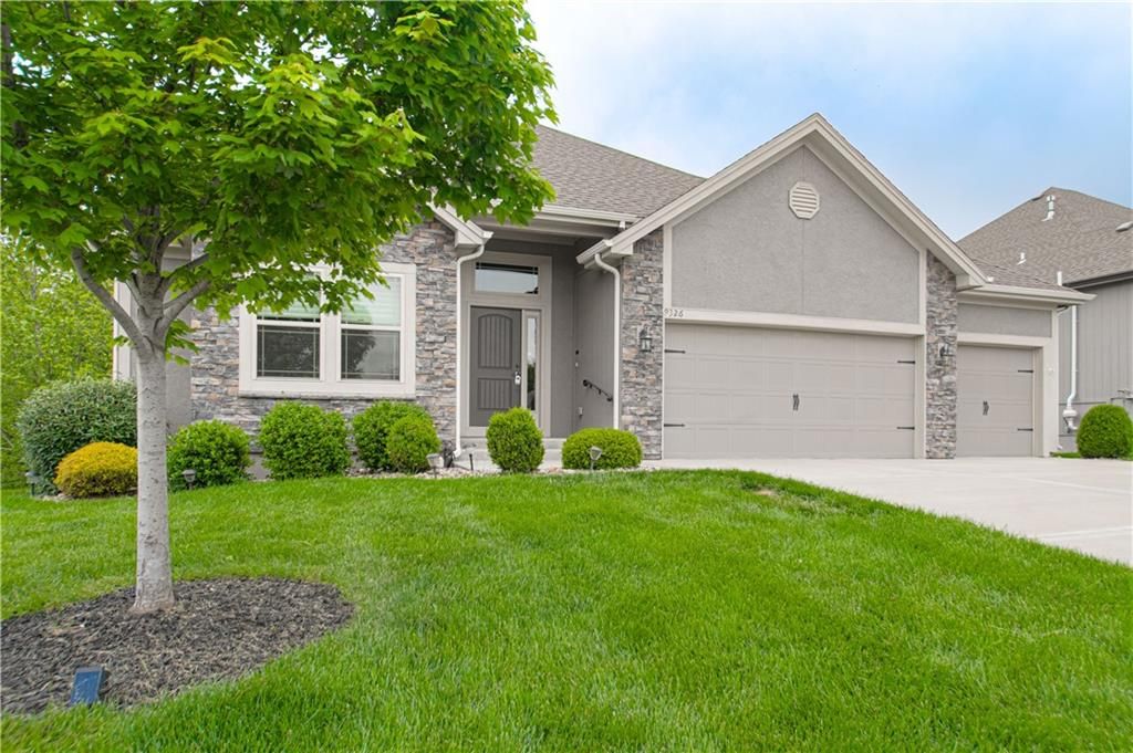 9326 N Ditzler Avenue, Kansas City, MO 64157