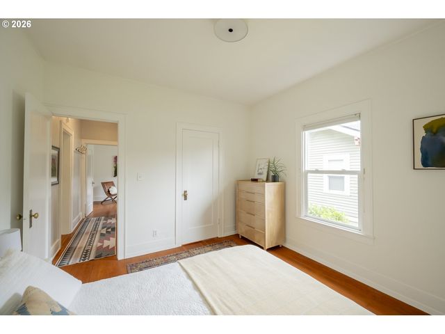 3825 N LONGVIEW Ave, Portland, OR 97227