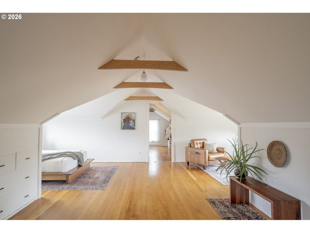 3825 N LONGVIEW Ave, Portland, OR 97227