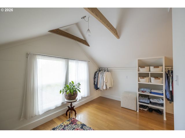 3825 N LONGVIEW Ave, Portland, OR 97227