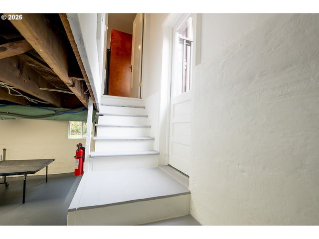 3825 N LONGVIEW Ave, Portland, OR 97227