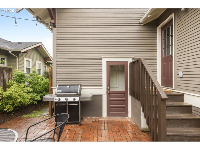 3825 N LONGVIEW Ave, Portland, OR 97227