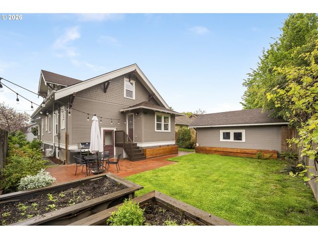 3825 N LONGVIEW Ave, Portland, OR 97227