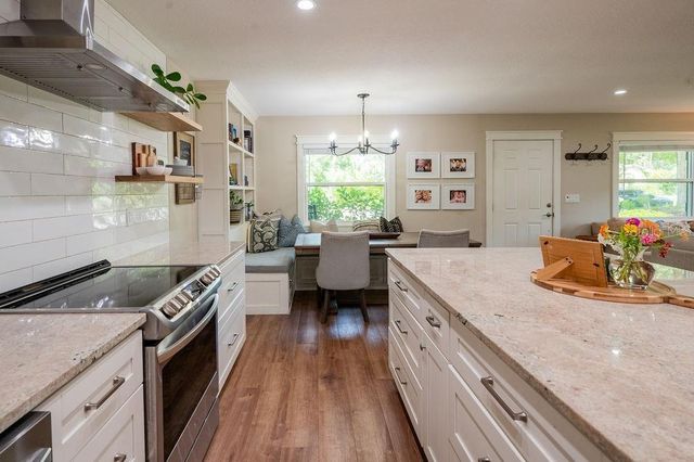 216 18TH STREET E, Bradenton, FL 34208