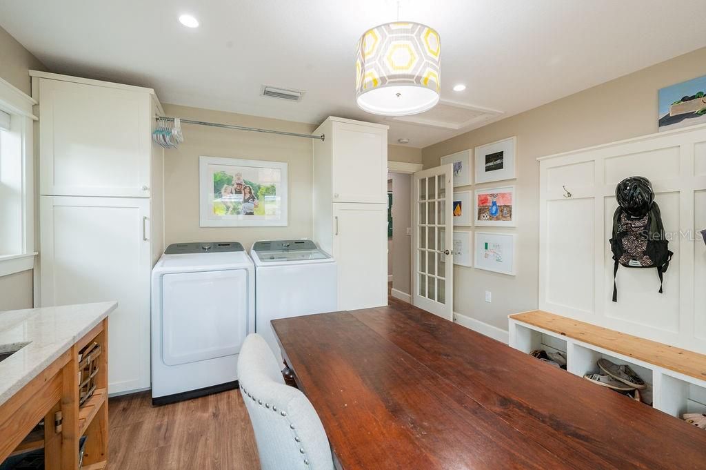 Image 28 of property listing at 216 18TH STREET E, Bradenton, FL 34208