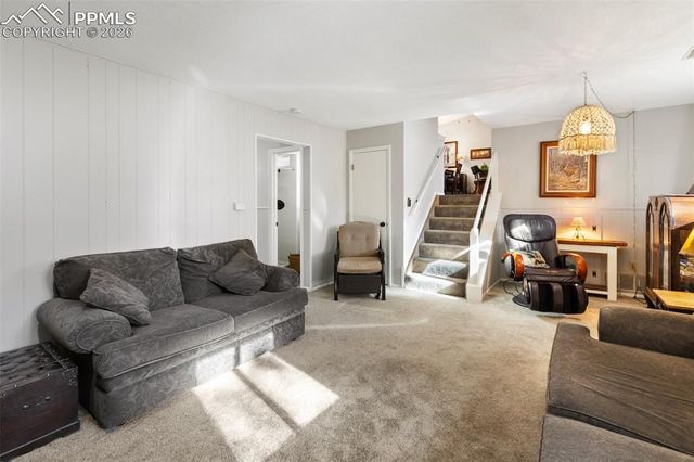 702 Sunnywood Loop, Woodland Park, CO 80863