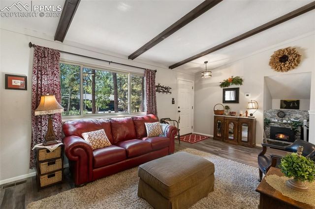 702 Sunnywood Loop, Woodland Park, CO 80863