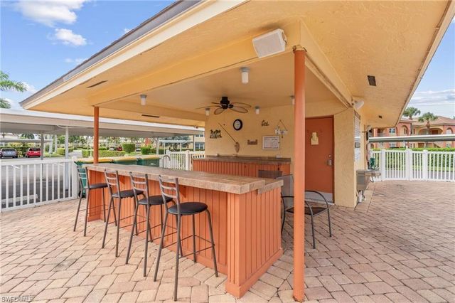 372 Charlemagne BLVD B202, Naples, FL 34112