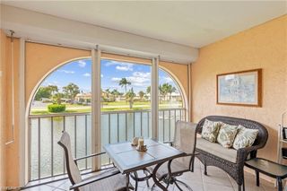 372 Charlemagne BLVD B202, Naples, FL 34112