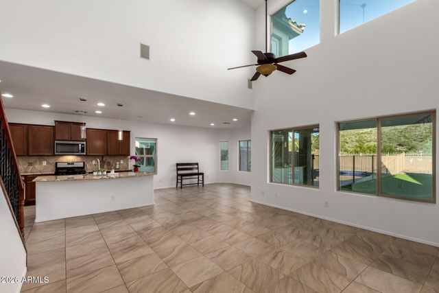 27321 N 51ST Glen, Phoenix, AZ 85083