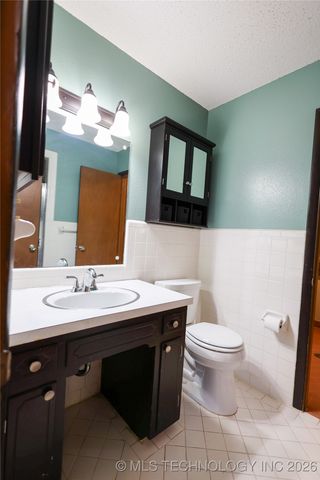 1701 W 14th, Sulphur, OK 73086