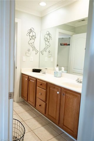 6407 Calvary Way, Thomasville, NC 27360