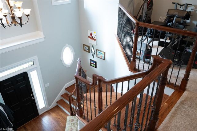 6407 Calvary Way, Thomasville, NC 27360