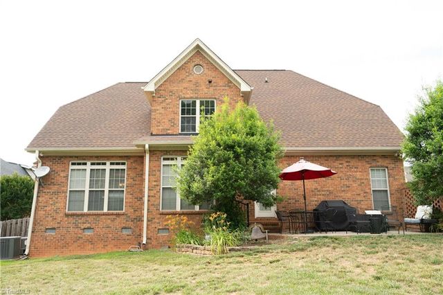 6407 Calvary Way, Thomasville, NC 27360