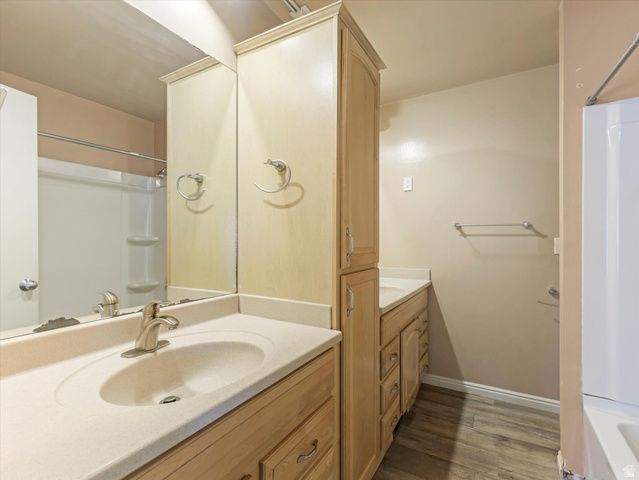 9326 ALVEY LN, Sandy, UT 84093