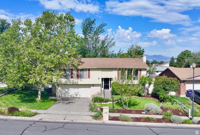 9326 ALVEY LN, Sandy, UT 84093