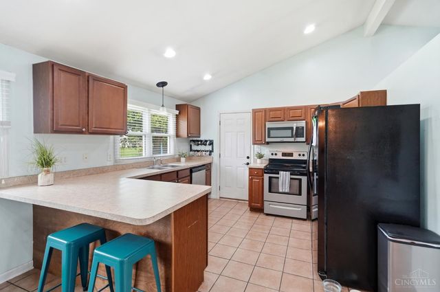 587 S Main Street, Monroe, OH 45050