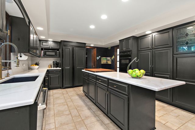 515 Aberdeen Road, Frankfort, IL 60423