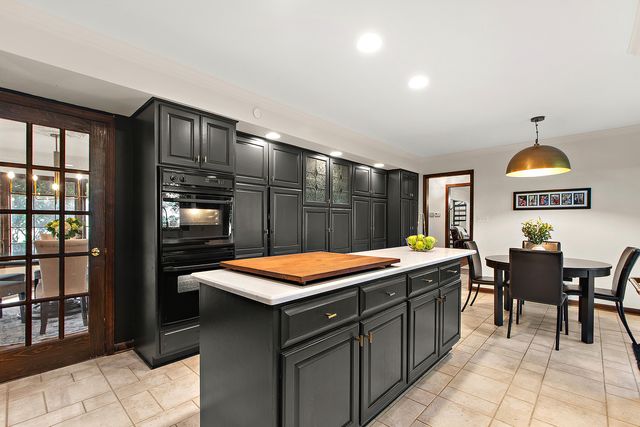 515 Aberdeen Road, Frankfort, IL 60423