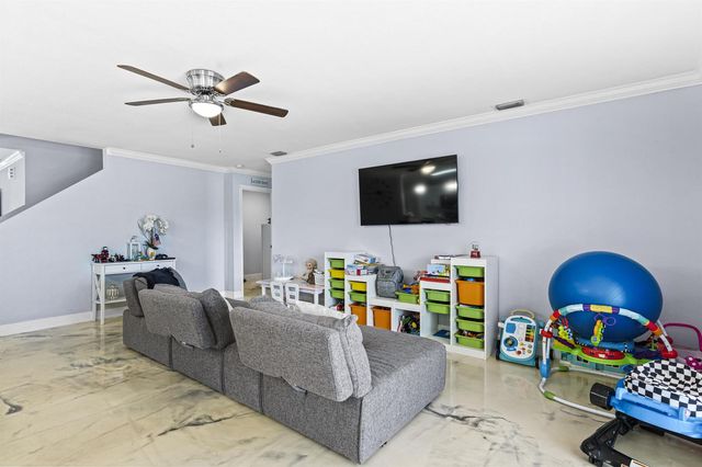 6627 Rainwood Cove Lane, Lake Worth, FL 33463