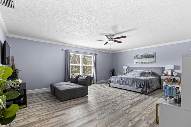 6627 Rainwood Cove Lane, Lake Worth, FL 33463