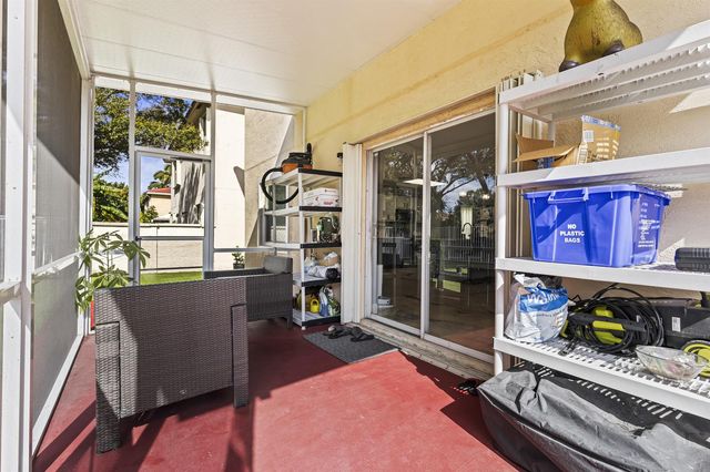 6627 Rainwood Cove Lane, Lake Worth, FL 33463