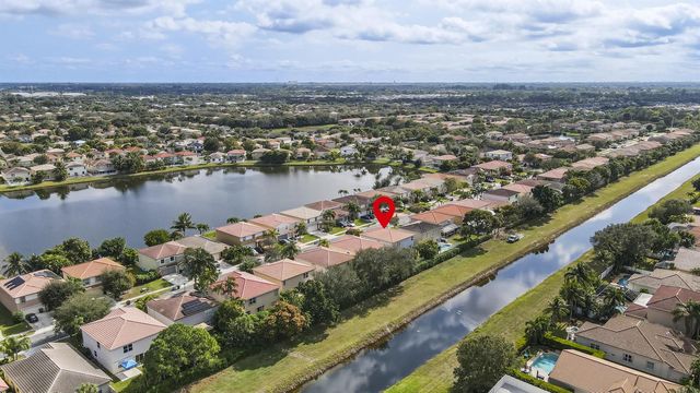 6627 Rainwood Cove Lane, Lake Worth, FL 33463