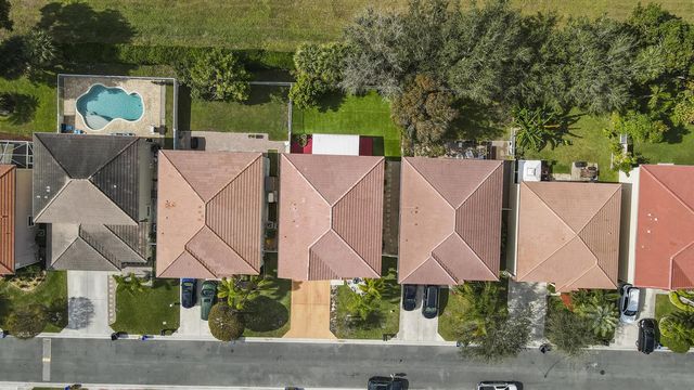 6627 Rainwood Cove Lane, Lake Worth, FL 33463