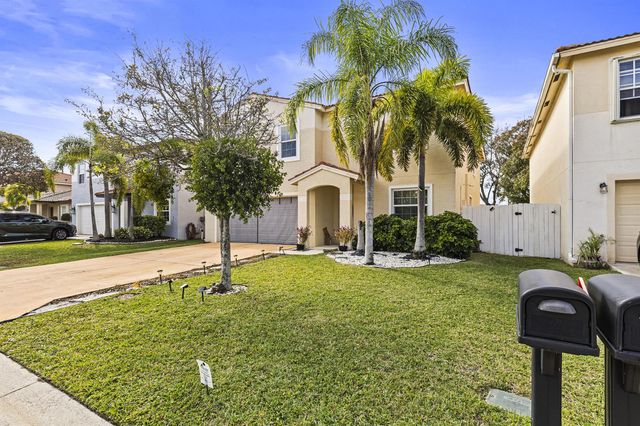 6627 Rainwood Cove Lane, Lake Worth, FL 33463