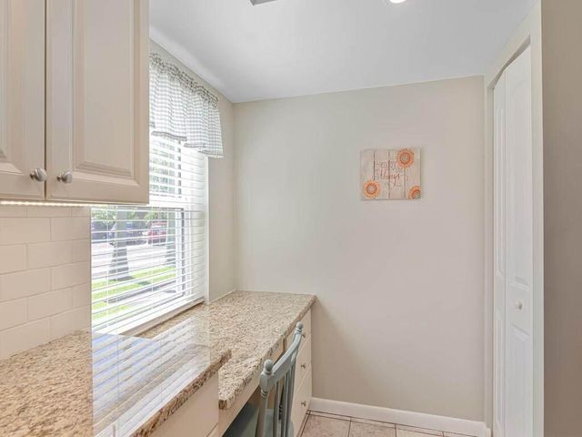 1166 6th Avenue B7, Vero Beach, FL 32960