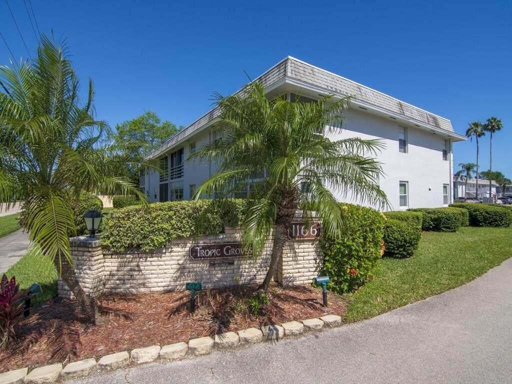 1166 6th Avenue B7, Vero Beach, FL 32960