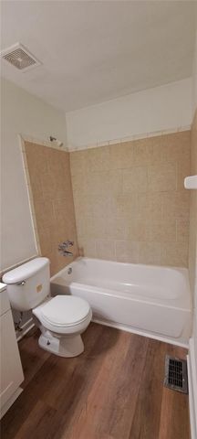 3925 SW 26TH TERRACE B, Gainesville, FL 32608