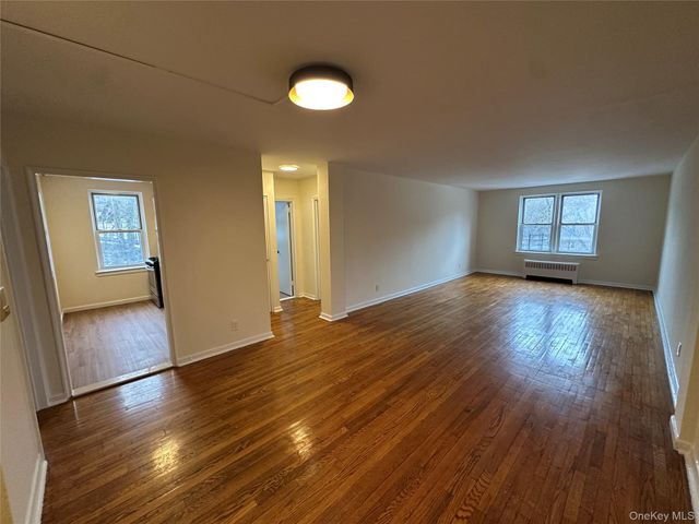 1 Vincent Unit 3K, Bronxville, NY 10708