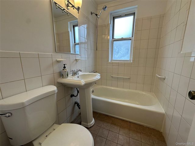 1 Vincent Unit 3K, Bronxville, NY 10708