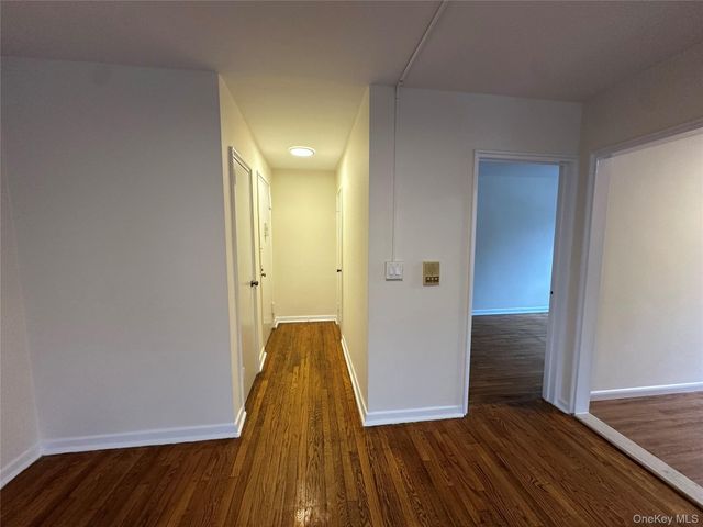 1 Vincent Unit 3K, Bronxville, NY 10708