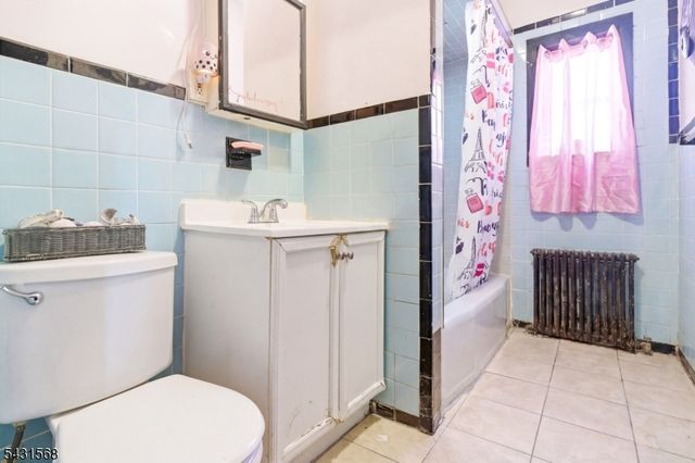 307 Old Bergen Rd, Jersey City, NJ 07305