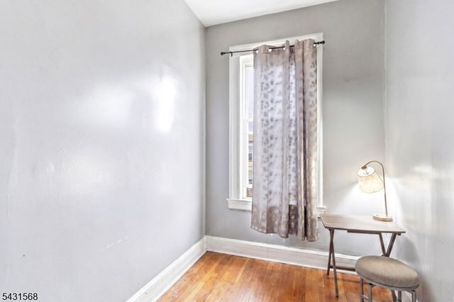 307 Old Bergen Rd, Jersey City, NJ 07305