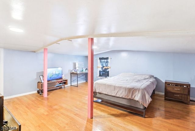 307 Old Bergen Rd, Jersey City, NJ 07305
