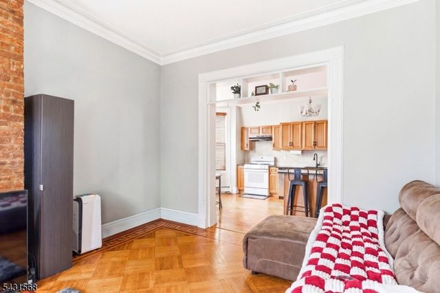 307 Old Bergen Rd, Jersey City, NJ 07305