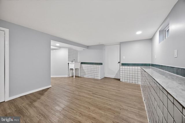 946 MARTIN RD, Essex, MD 21221