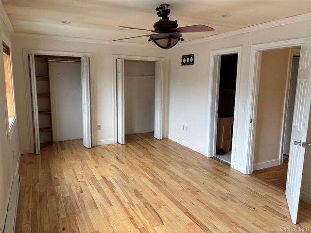 5202 Chelsea Cove N, Hopewell Junction, NY 12533