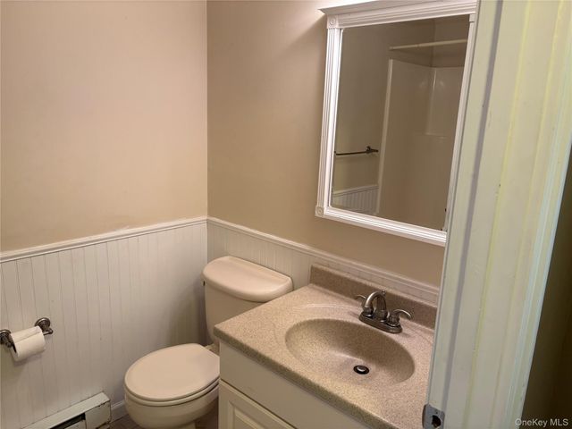 5202 Chelsea Cove N, Hopewell Junction, NY 12533