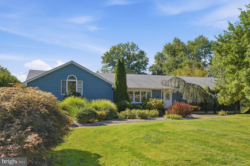 2 WINDING BROOK, Titusville, NJ 08560 — photo 4
