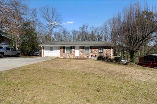 147 Windy Hill SW Road, Marietta, GA 30060