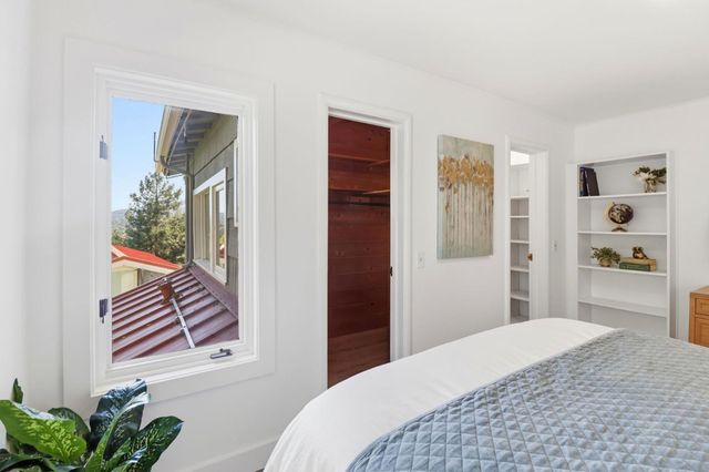 108 Santa Maria Avenue, Portola Valley, CA 94028
