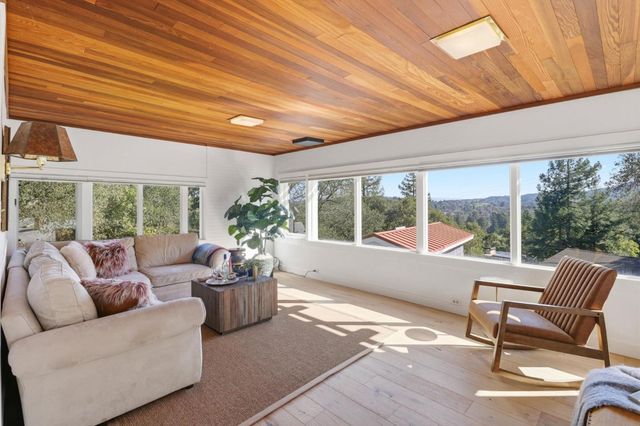 108 Santa Maria Avenue, Portola Valley, CA 94028