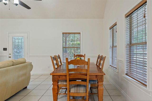 600 Hughes Loop, Willis, TX 77378