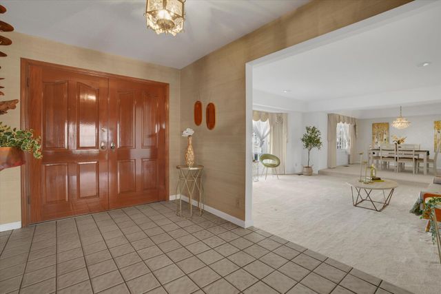 1950 Simon Dr, Turlock, CA 95382