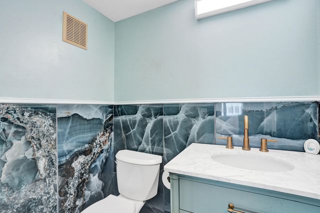 358 Oakridge T 358, Deerfield Beach, FL 33442